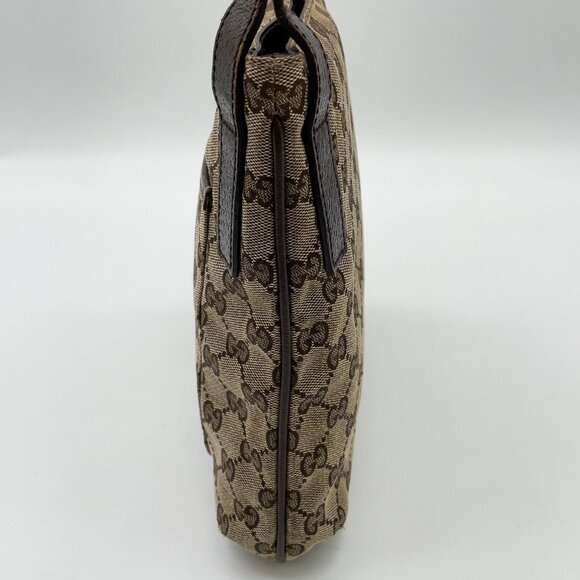 Authentic Gucci Monogram Flat Canvas/Leather Crossbody Messenger Bag - Picture 4 of 17